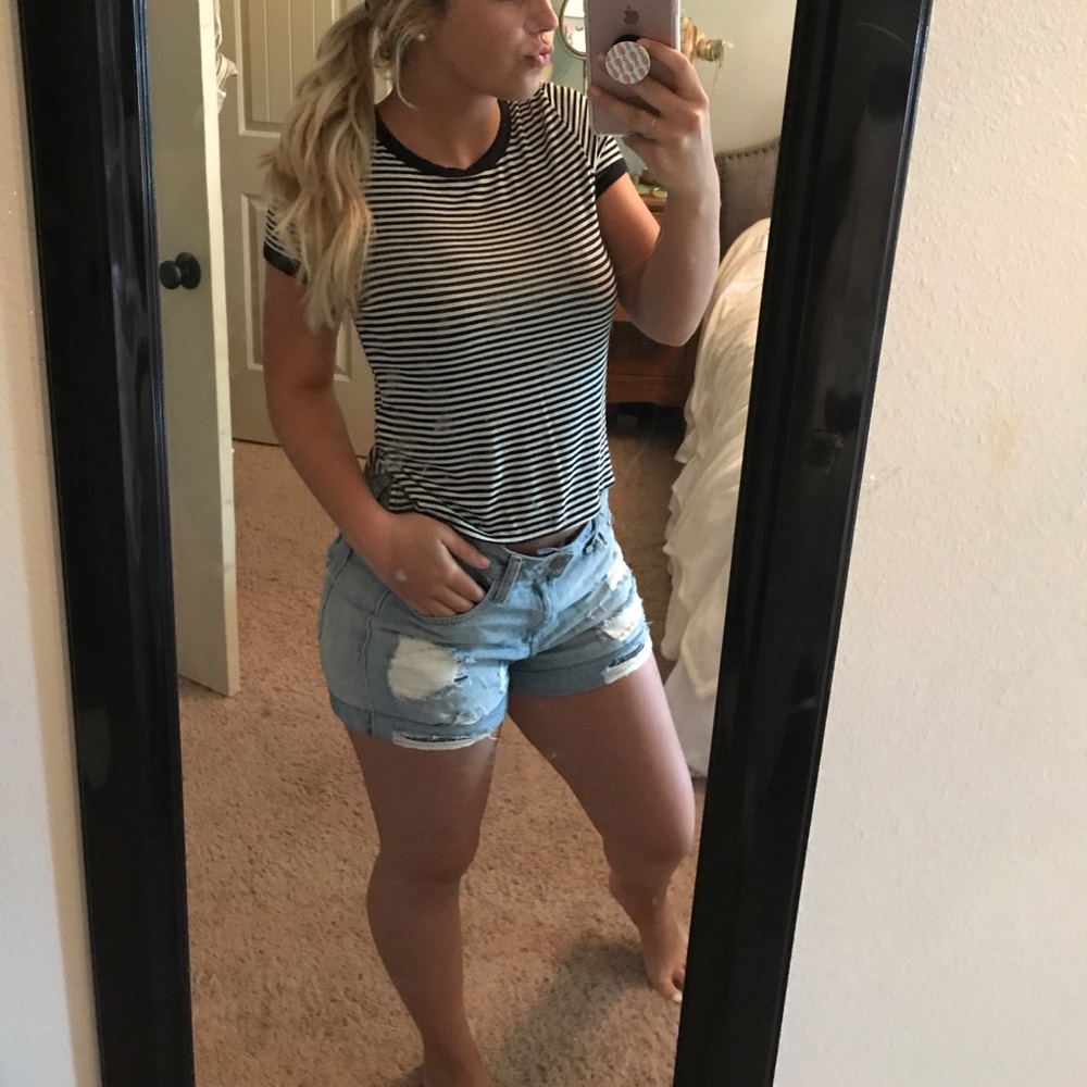 Stripped American eagle tee shirt