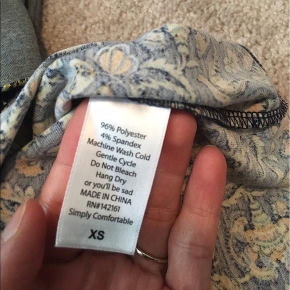 XS LULAROE Randy - Picture 3 of 3