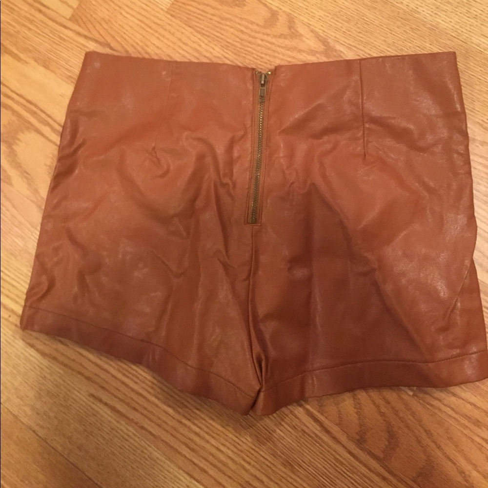 Shorts - Picture 2 of 2