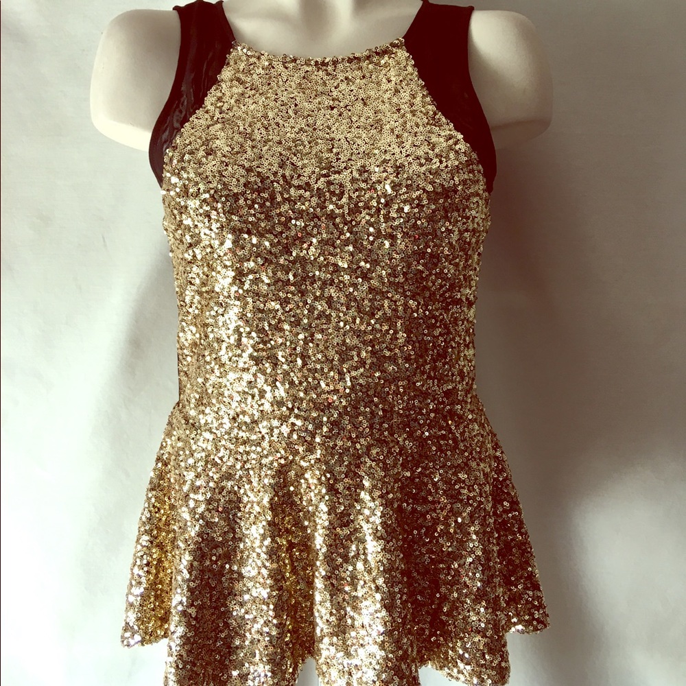 Gianni Bini Gold Sequin & Nylon Peplum Top. EUC