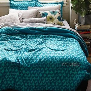 Teal Reversible comforter
