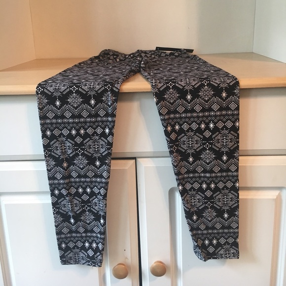 NWT fashionable Aztec tribal print leggings - Picture 3 of 3