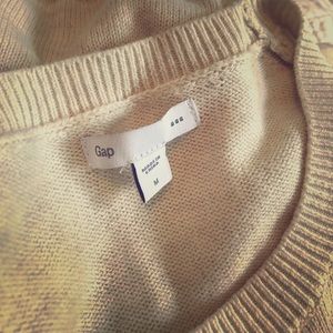 Gap cream sweater