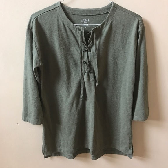 LOFT Tops - SUBMIT ANY OFFER! LOFT Green Top