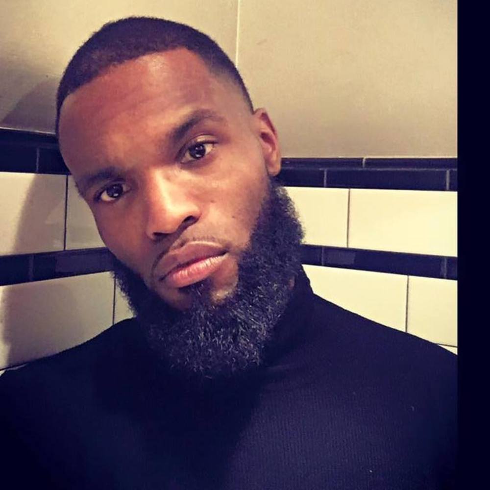 Meet your Posher, Regis