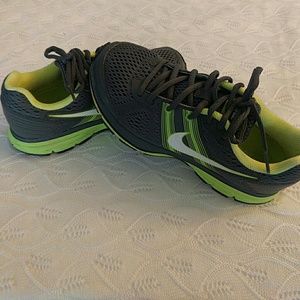 Women's Nike Pegasus 29 Size 6