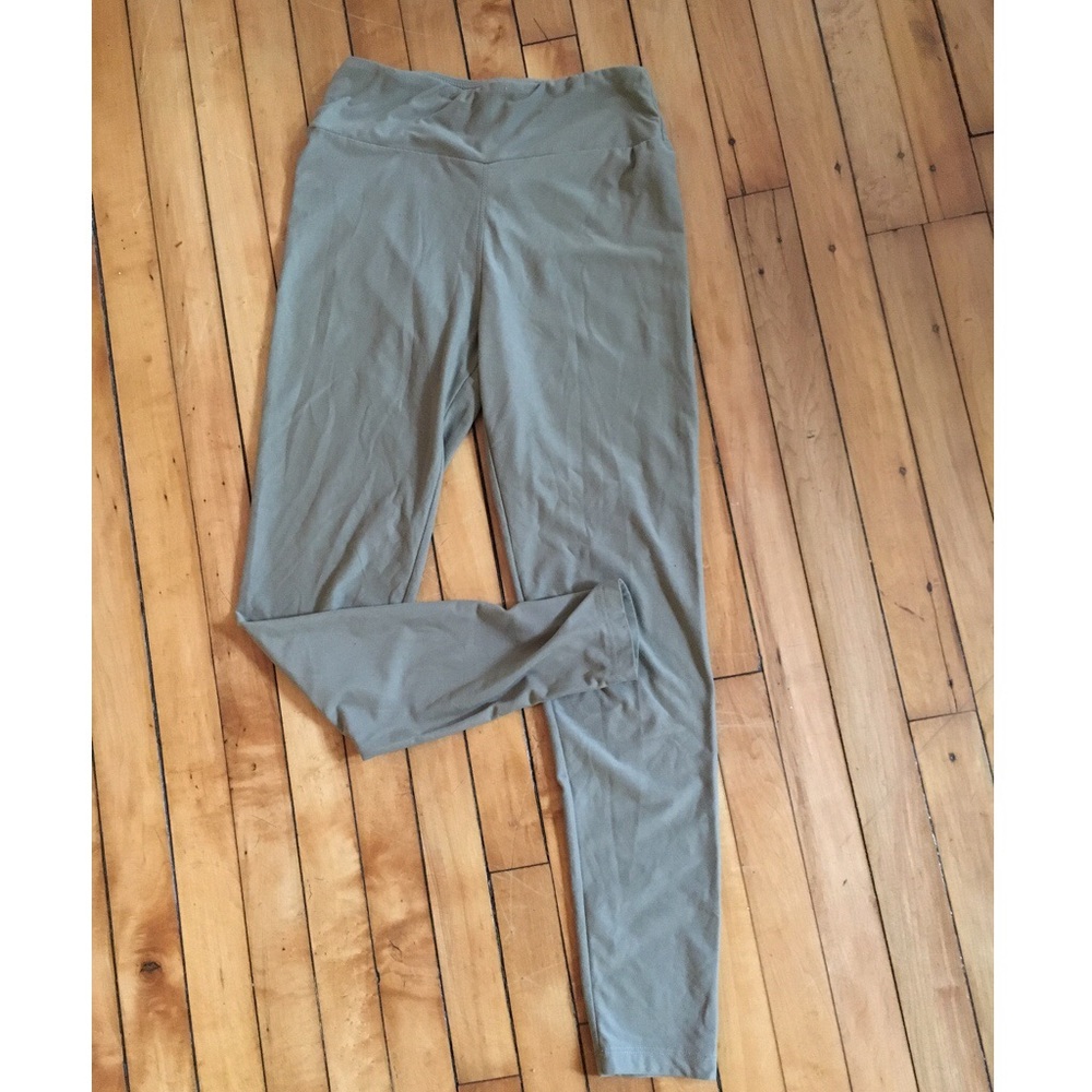 Lu La Roe One Size Sage Green Leggings