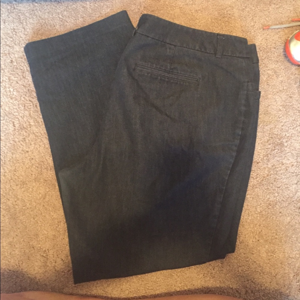 Ladies modern fit denim pant