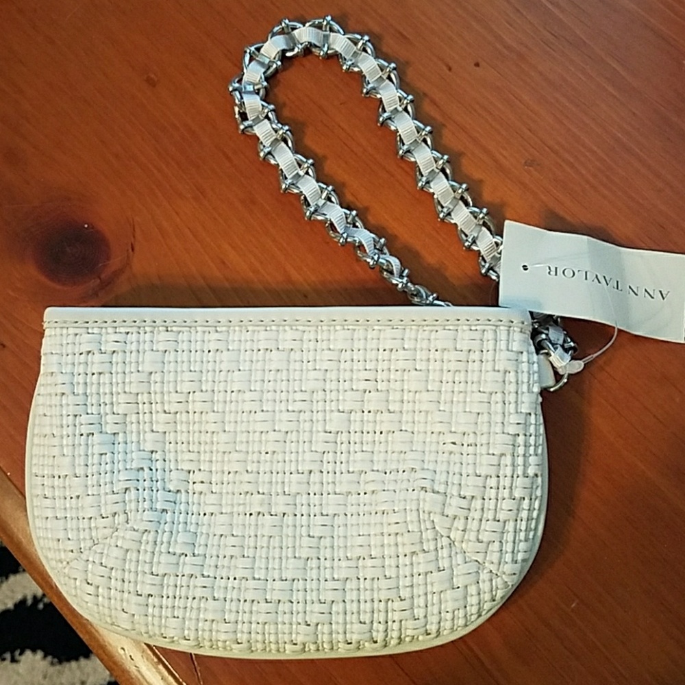 Ann Taylor wristlet