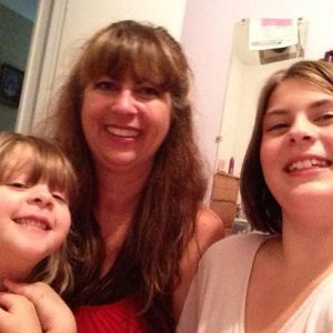 Meet your Posher, Debra l