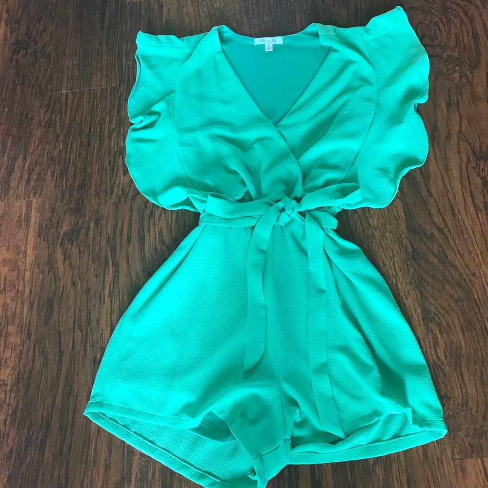 She & Sky flutter sleeve romper