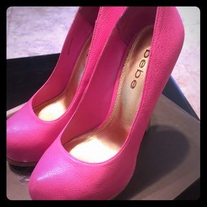 Bebe pink platform