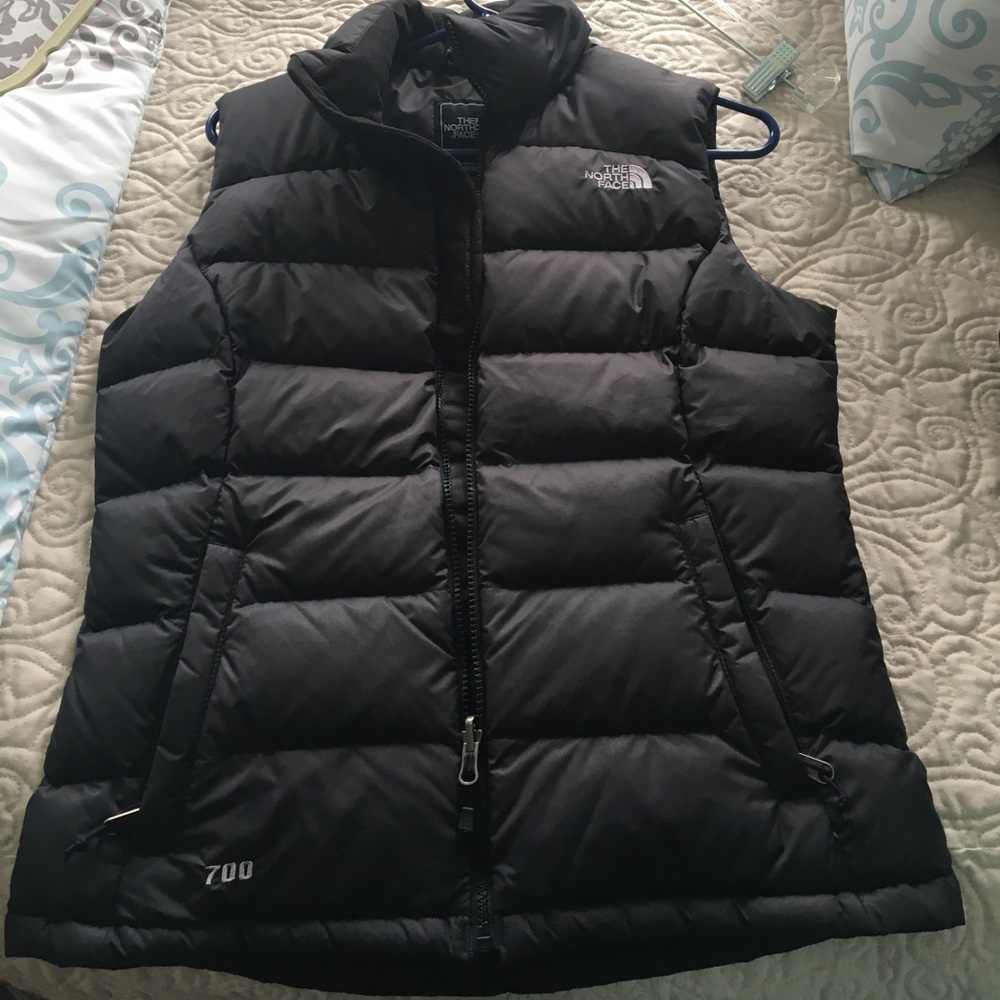 North face 700 women's black vest
