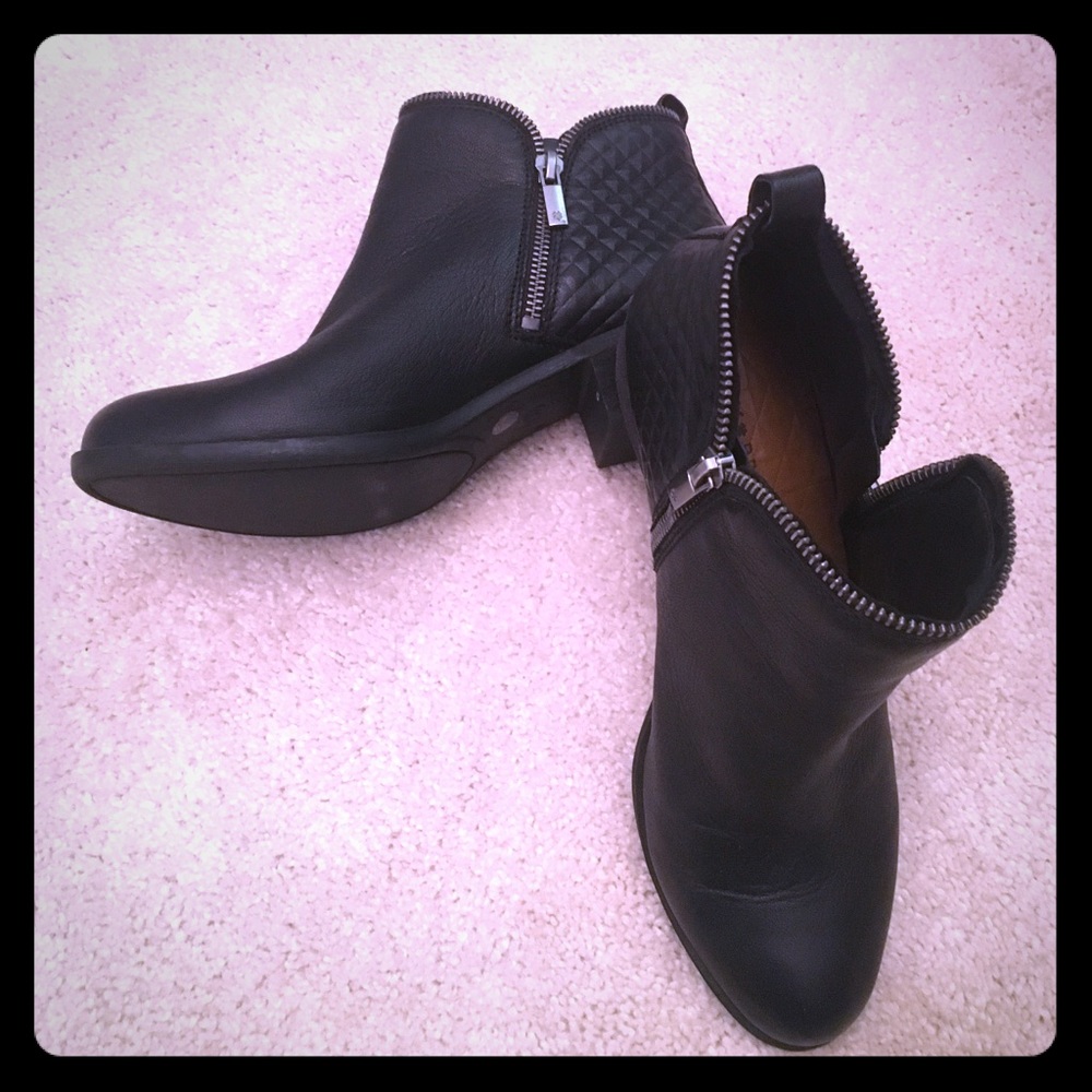 Lucky brand booties