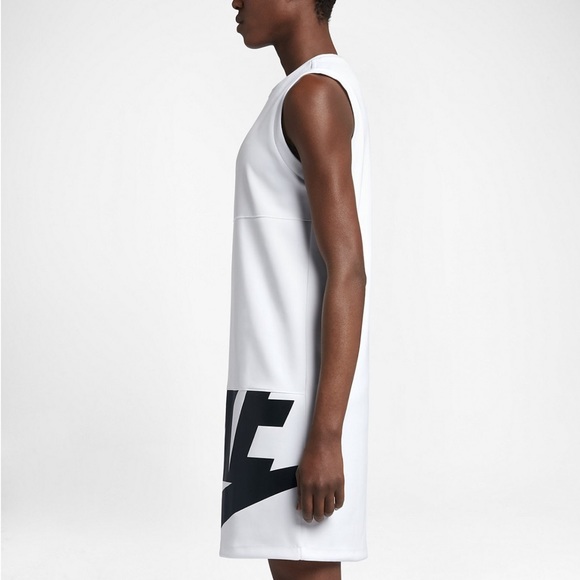 New Nike Sportswear Irreverent Logo Dress - Picture 2 of 8
