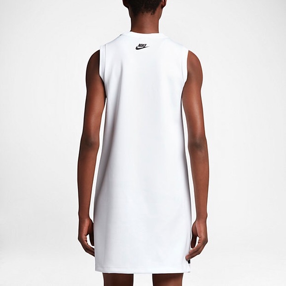 New Nike Sportswear Irreverent Logo Dress - Picture 3 of 8