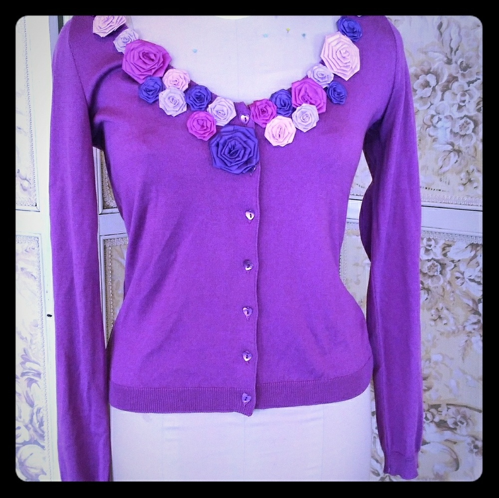 Gorgeous Lavender New Moschino Sweater