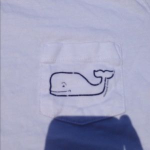White vineyard vines shirt