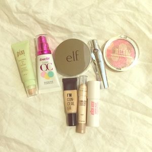 Makeup bundle