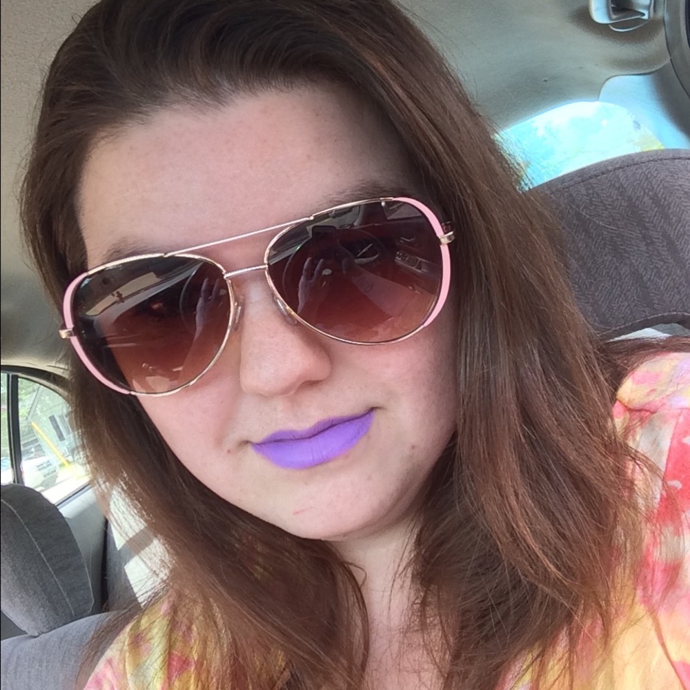 Meet your Posher, Nichole