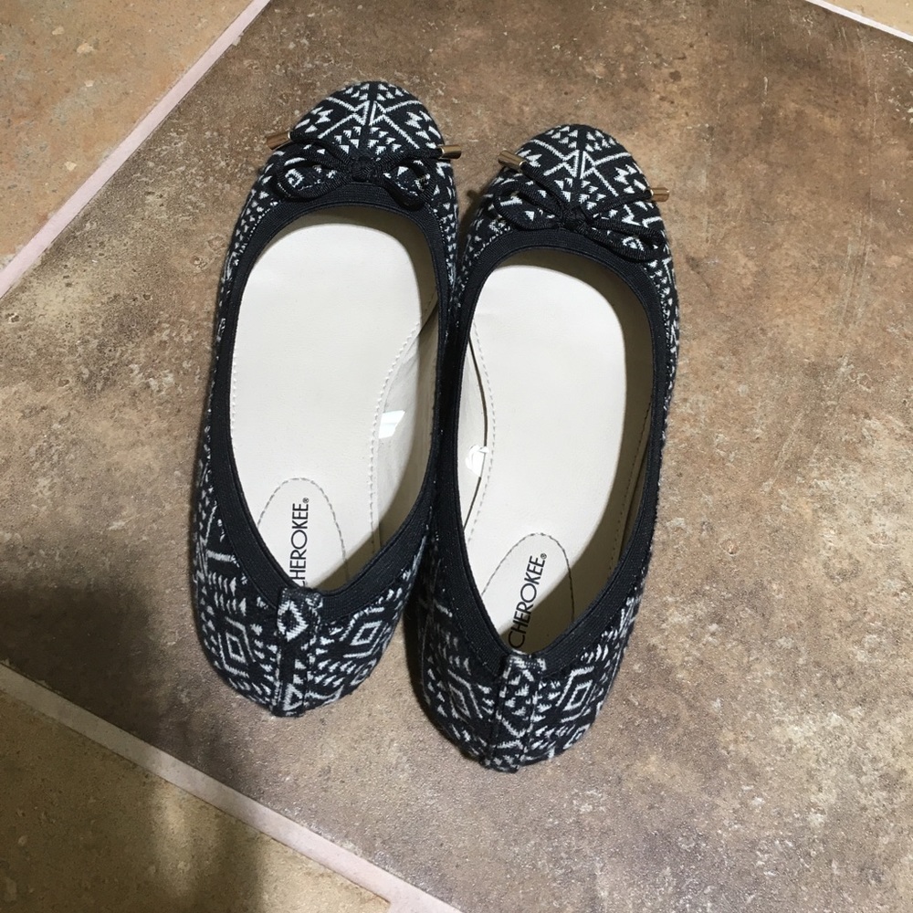 Tribal Print Ballet Flats