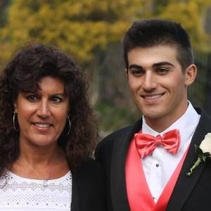 Meet your Posher, Sam