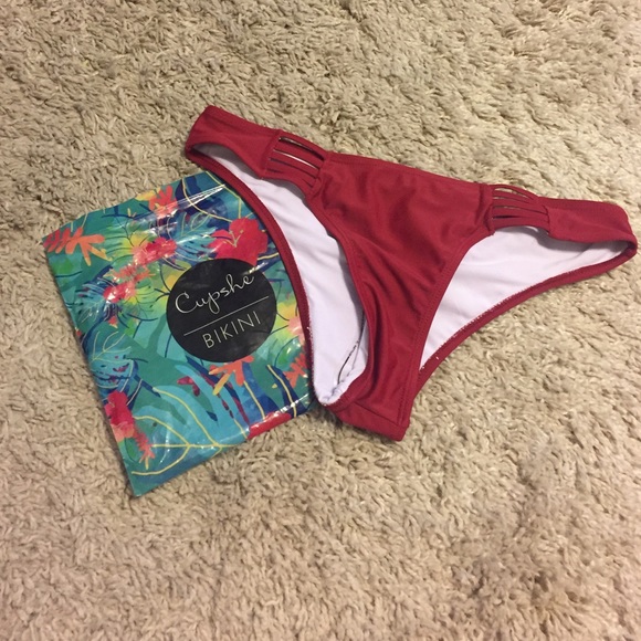 Cupshe Bikini Bottoms - Picture 1 of 3