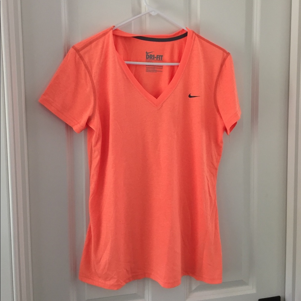 Nike dry fit tee
