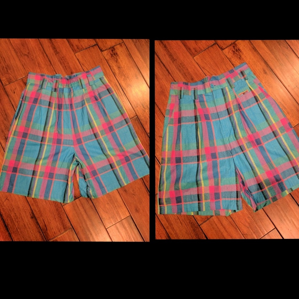 NWT 80s 90s Vintage High Waist Pleated Shorts