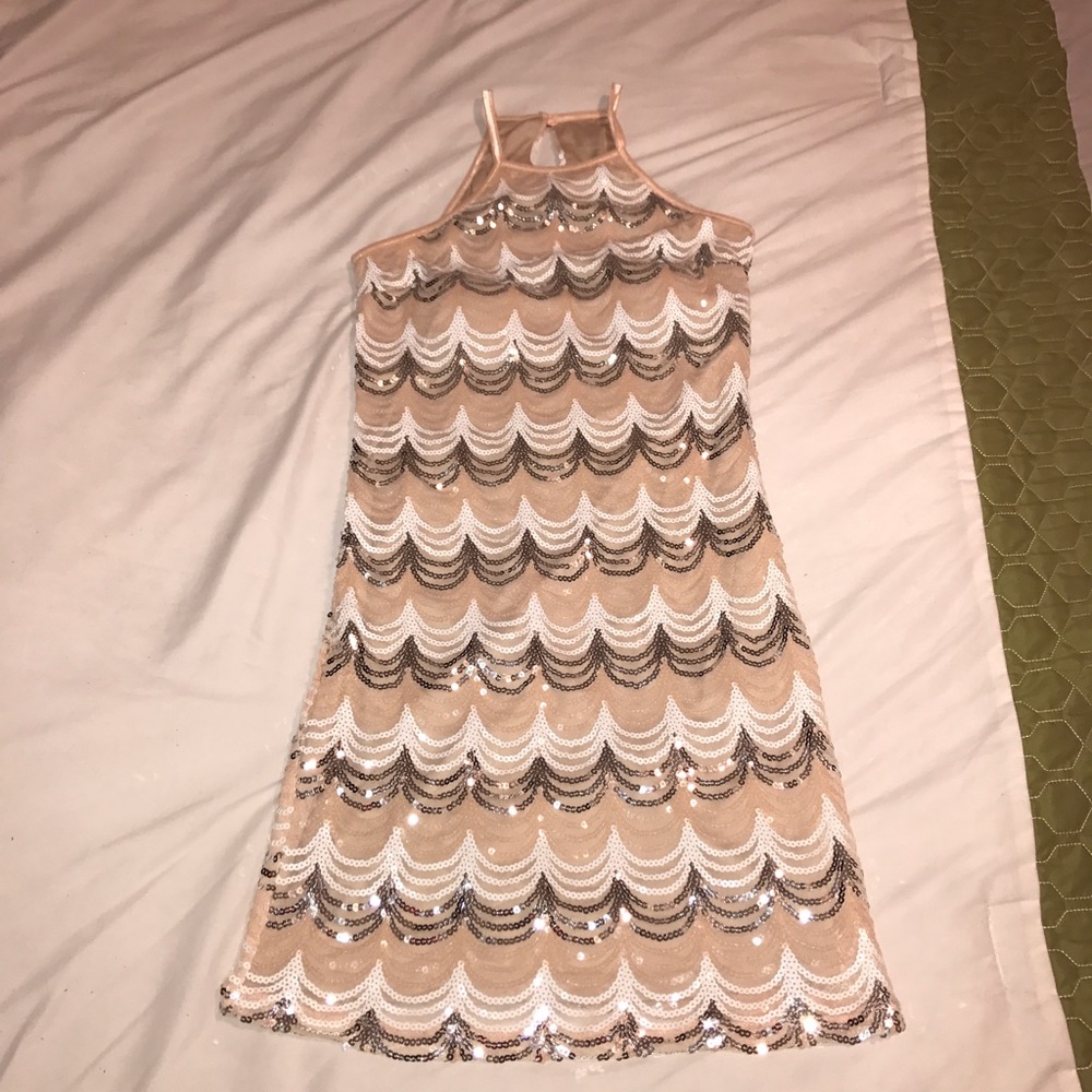 SeXy Sequined Dress - Picture 3 of 8