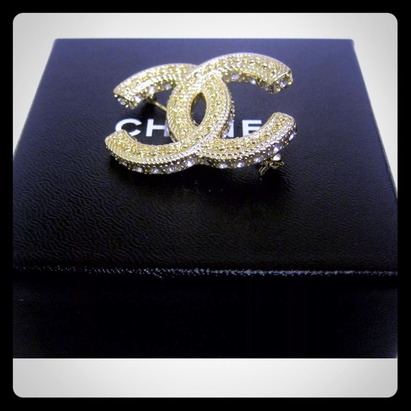 CHANEL Pin Brooch - Picture 2 of 4