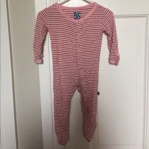 Kicky pants red and pink outfit