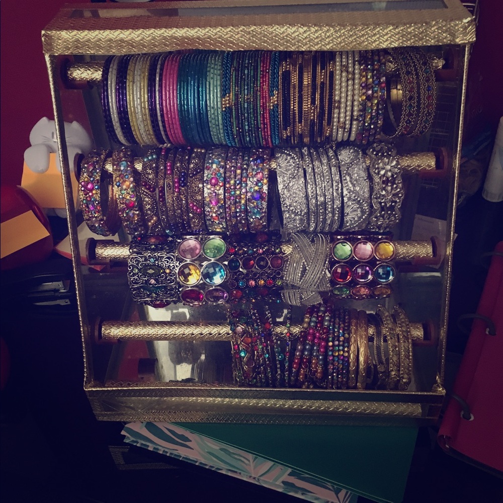 The bangle/bracelet box