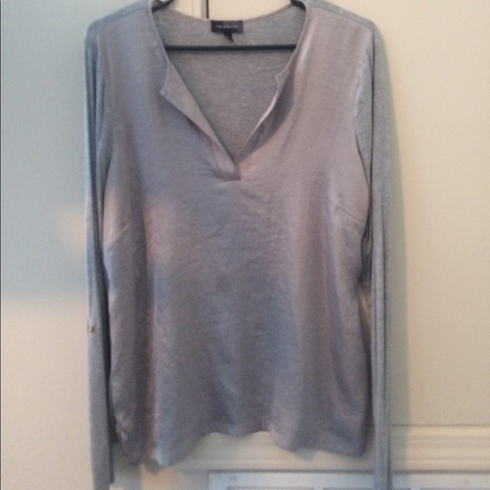 THE LIMITED TOP