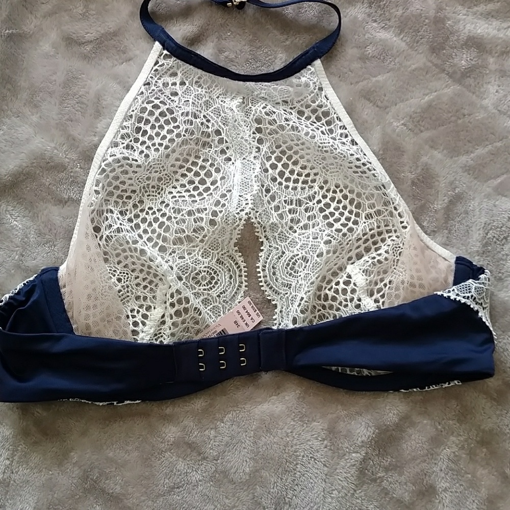 LAST ONE! Victoria' Secret lace high neck bralette - Picture 3 of 3