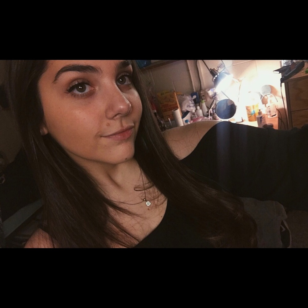 Meet your Posher, Kelly