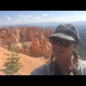 Meet your Posher, Kristen