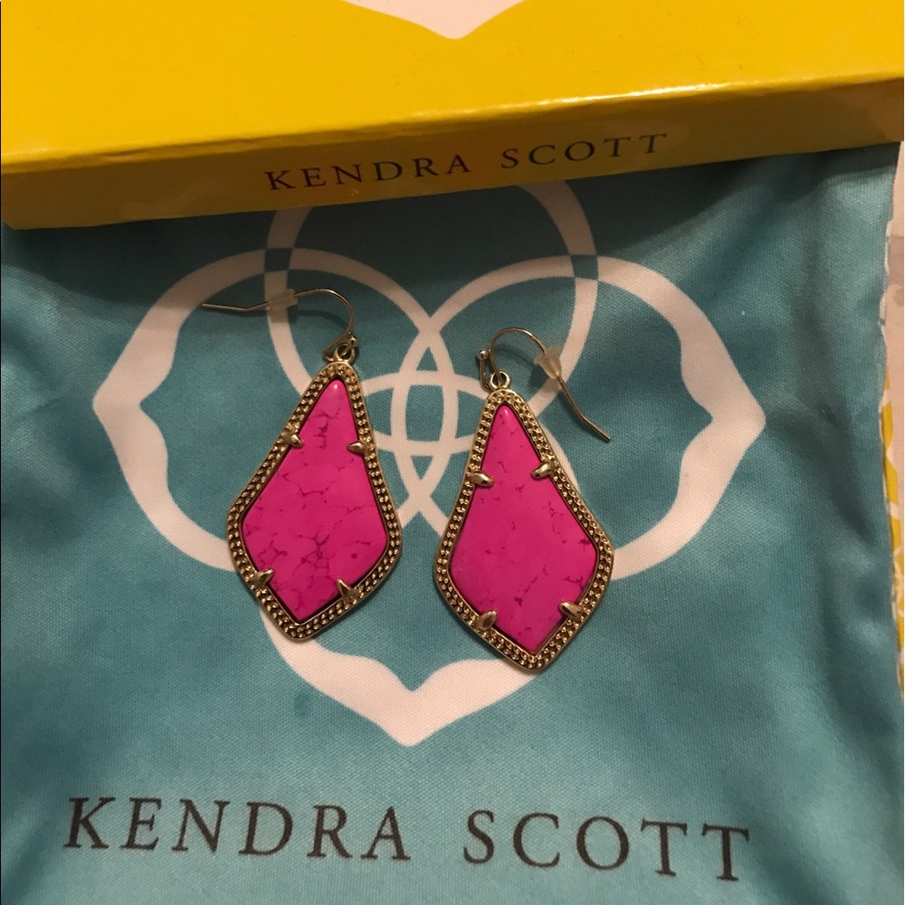 Kendra Scott earrings