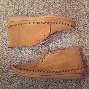 Vintage Minnetonka Size 6.5 Moccasin Ankle Boot