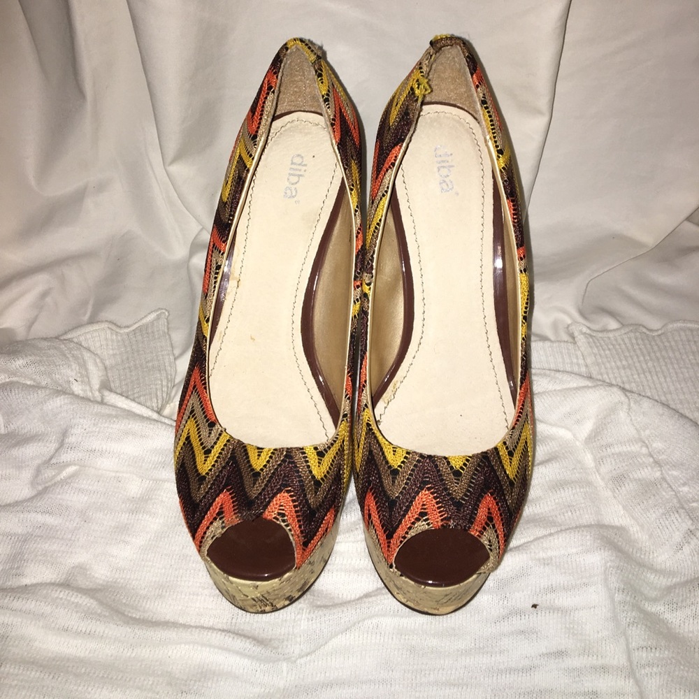 Chevron heels