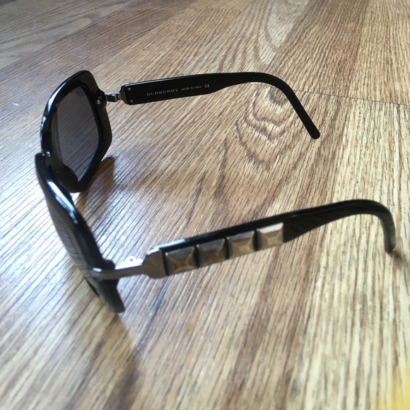 Burberry Sunglasses