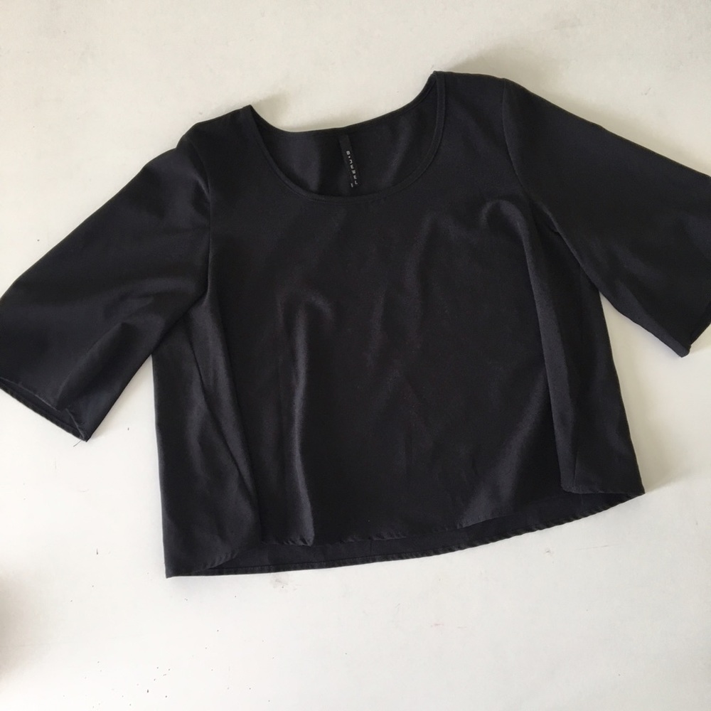 Small Black crop top with 3/4 sleeves