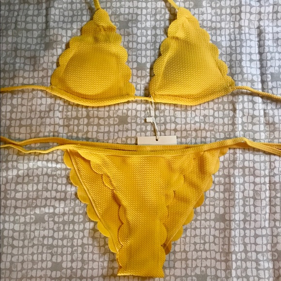 (LAST ONE) Yellow String Bikini PRICE FIRM - Picture 5 of 7