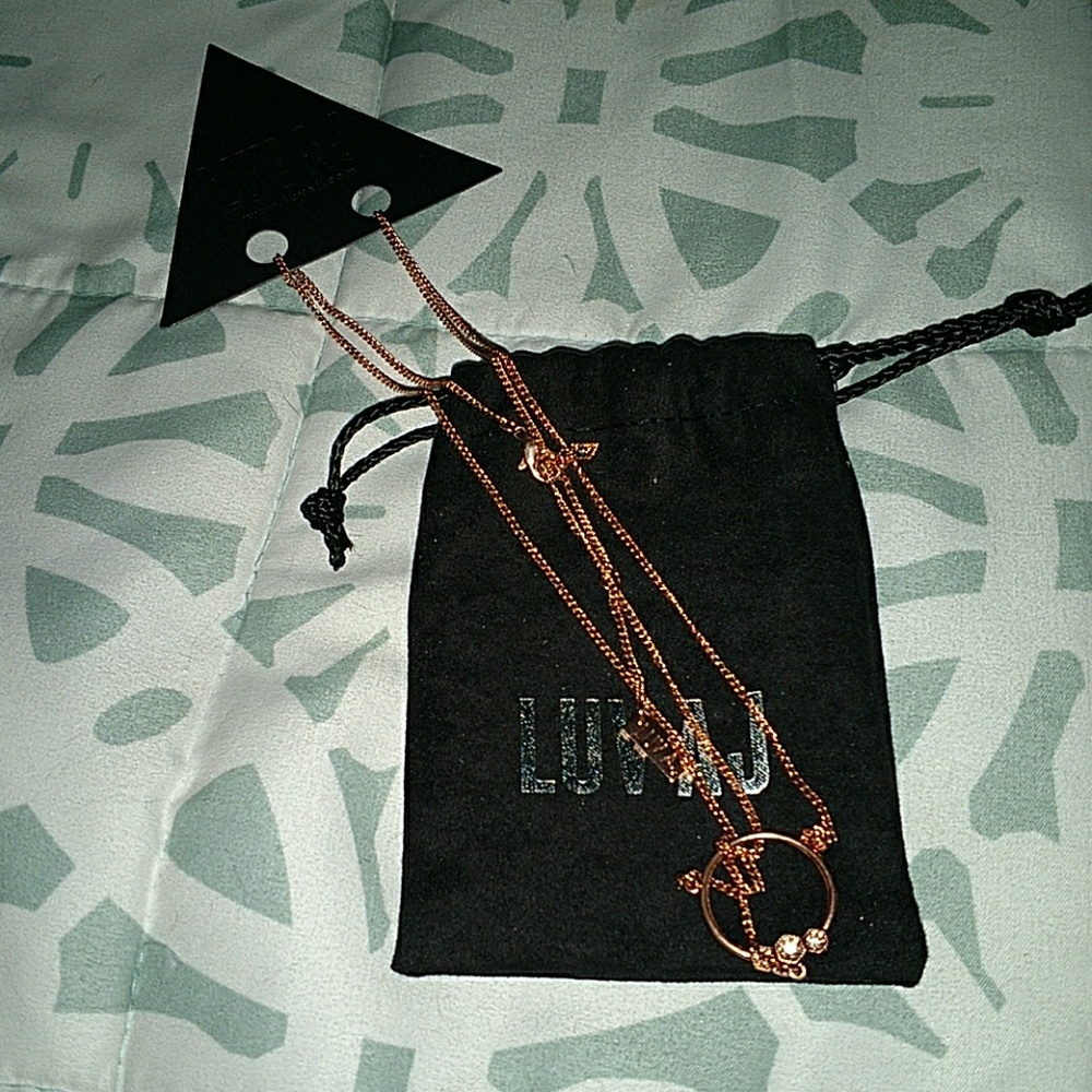 Luv AJ neckless