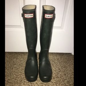 Hunter Matte Green Tall Boots