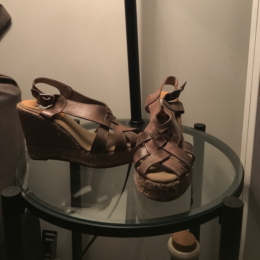 Kanna Wedge Sandals