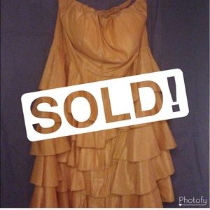 🎈WEEKEND SALE 🎈Semi formal, NWT, size medium.