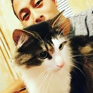 Meet your Posher, Simon