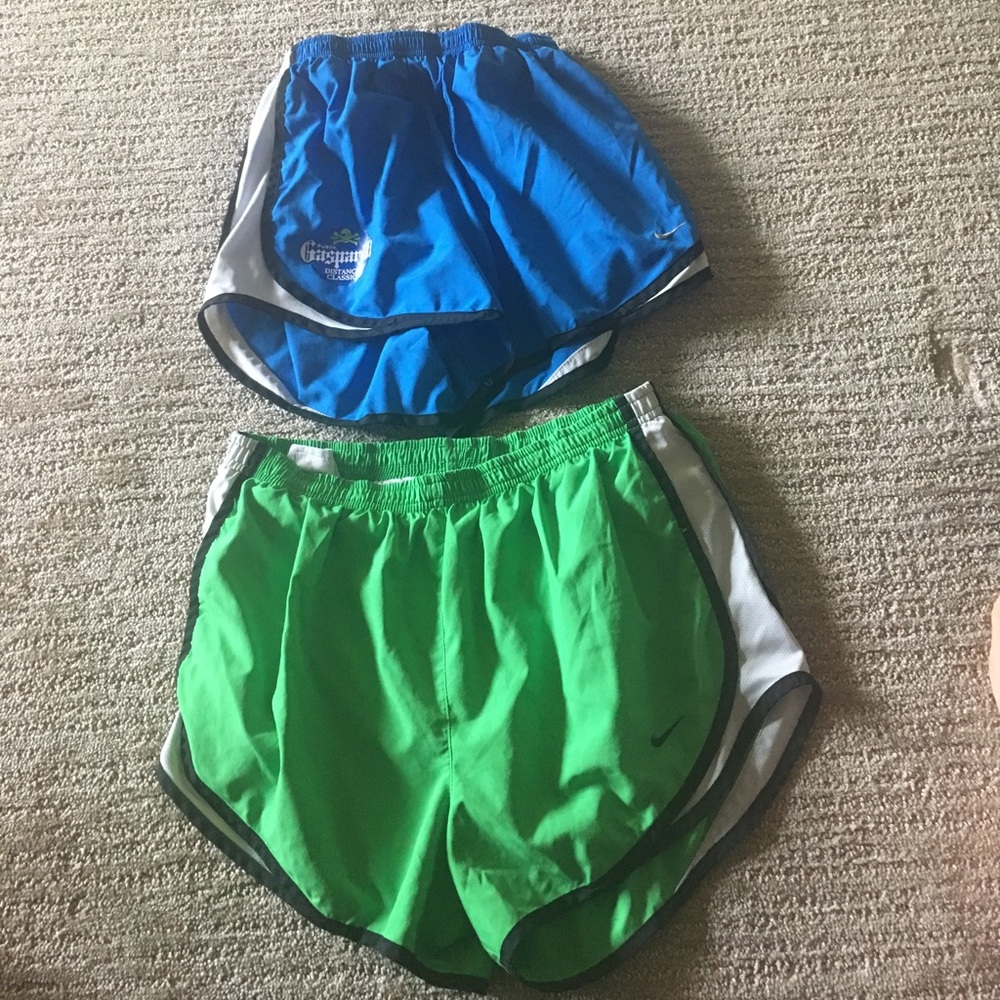 Running shorts