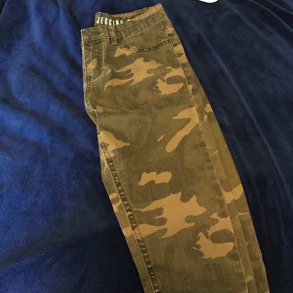 Camo jeggings